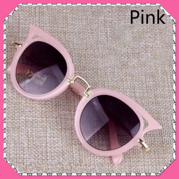 😎New👓 “Girls Cat Eye Sunglasses” 😎 - Picture 3 of 6